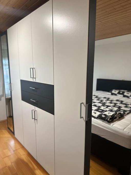 Gemuetliche 2 Zimmer Wohnung Bad Hersfeld Εξωτερικό φωτογραφία