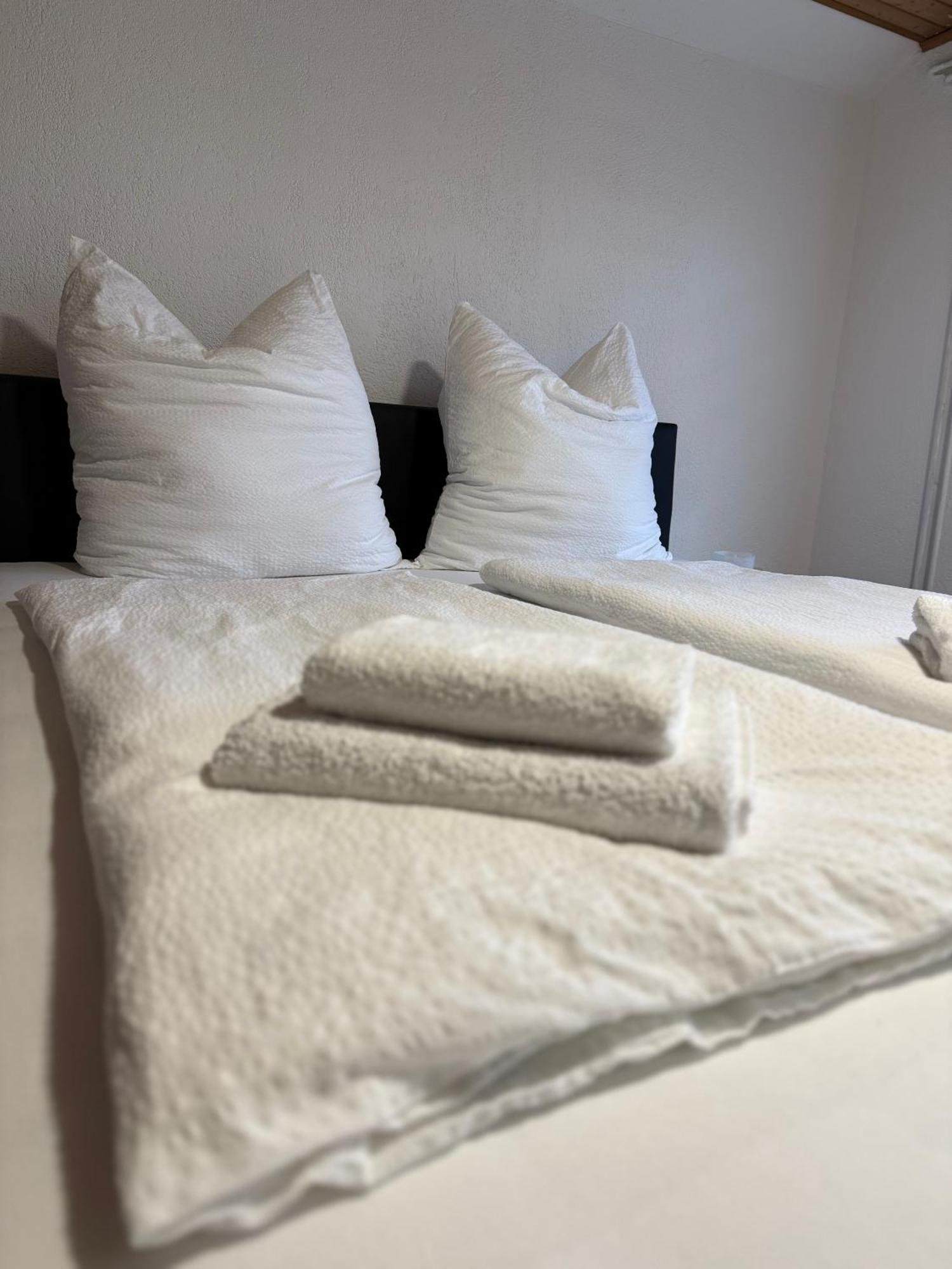 Gemuetliche 2 Zimmer Wohnung Bad Hersfeld Εξωτερικό φωτογραφία